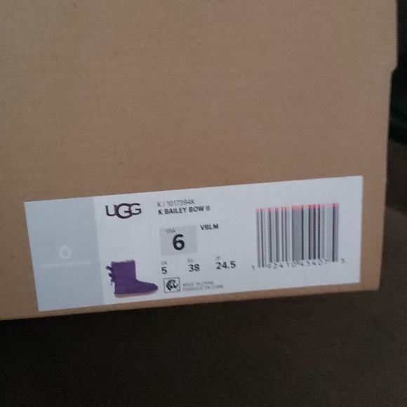 purple uggs - Picture 2 of 2